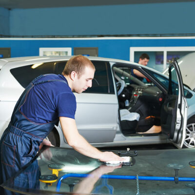 Tips to Stop Windshield Cracks from Spreading